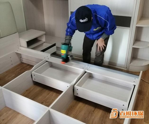 板材的異味從哪來？是不是等于甲醛超標？